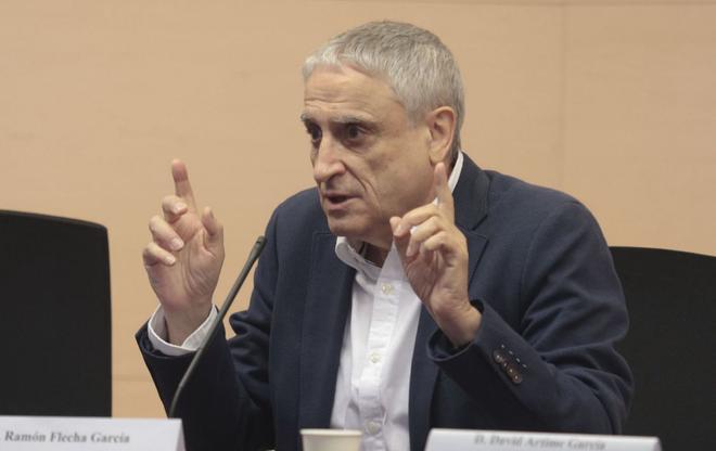 La UB dictarà una resolució preliminar ràpida del cas Flecha