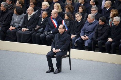 Homenaje a las víctimas del 13-N en París