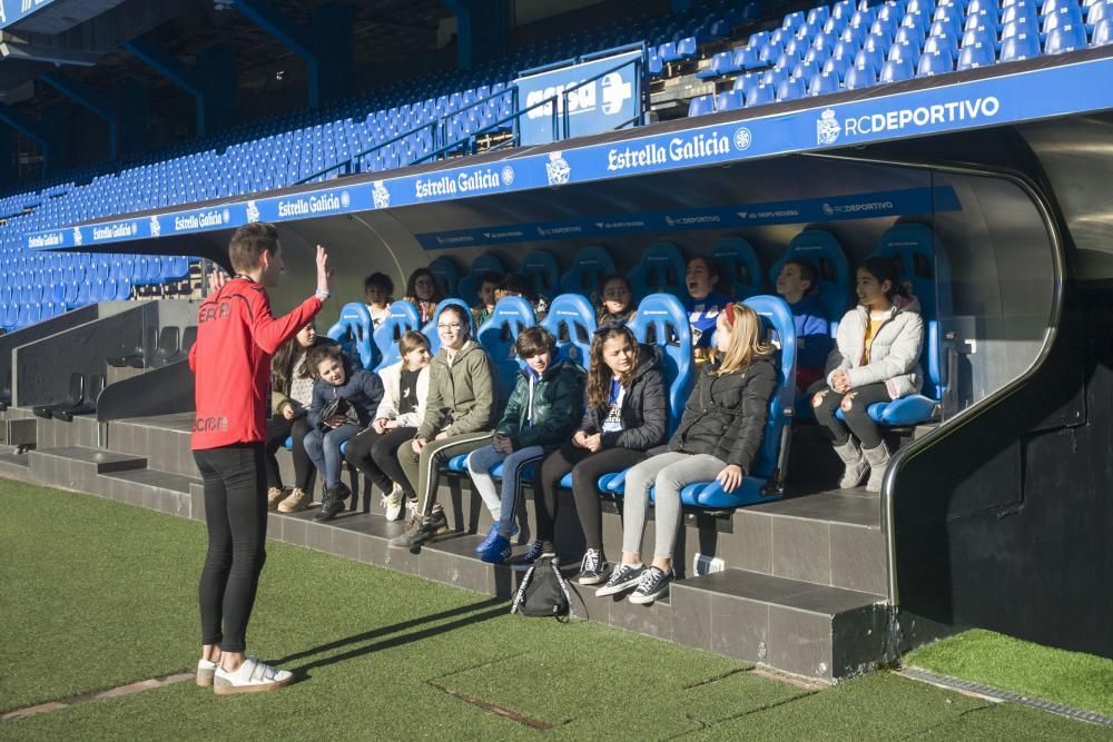 El CEIP Arteixo en Riazor con Valores Branquiazuis