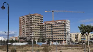 Un PAI en Quart construye 2.300 casas para atender la demanda metropolitana