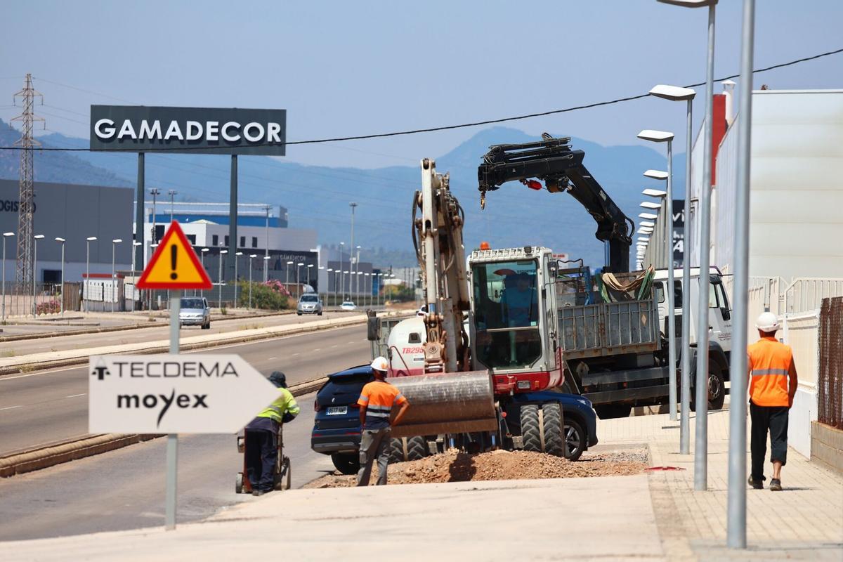 Los trabajos avanzan a buen ritmo en la CV-20.