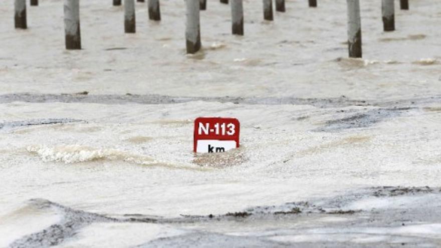 Numerosas provincias continúan en alerta por fuerte viento