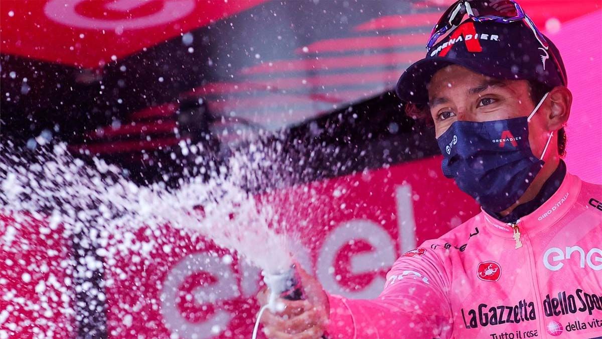 Egan Bernal, nuevo líder del Giro de Italia
