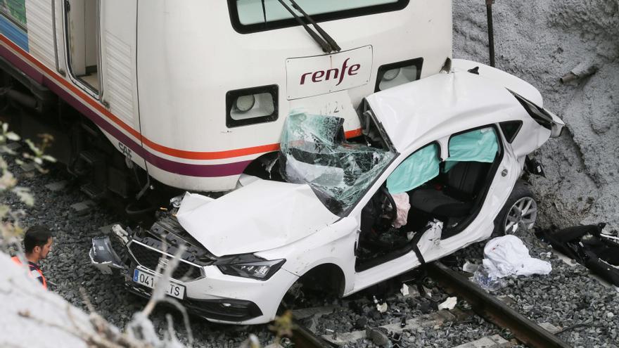 El fallecido en Lugo tras ser arrollado su coche por un tren es leonés
