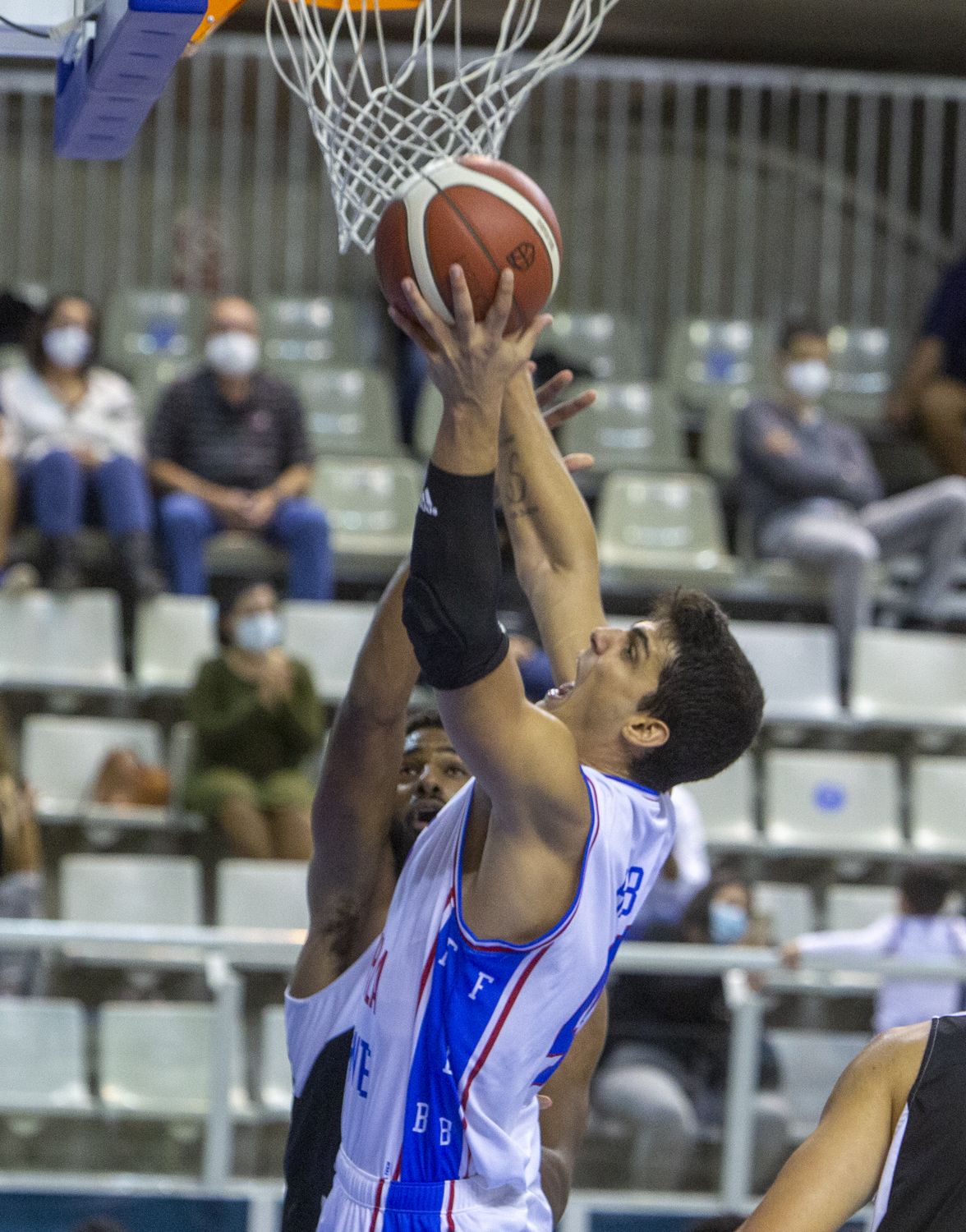 El HLA Alicante da un repaso al Lleida (82-65)