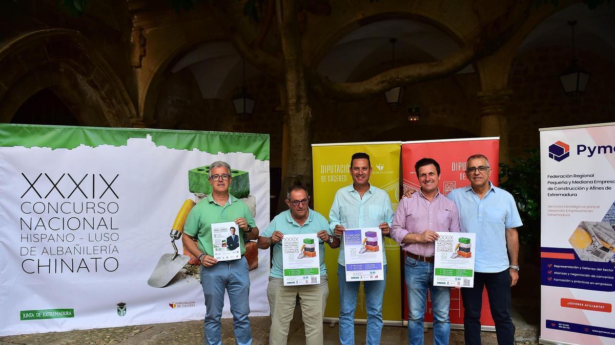 Unas cuadrillas tomarán Malpartida de Plasencia en sus concursos de albañilería, este sábado.