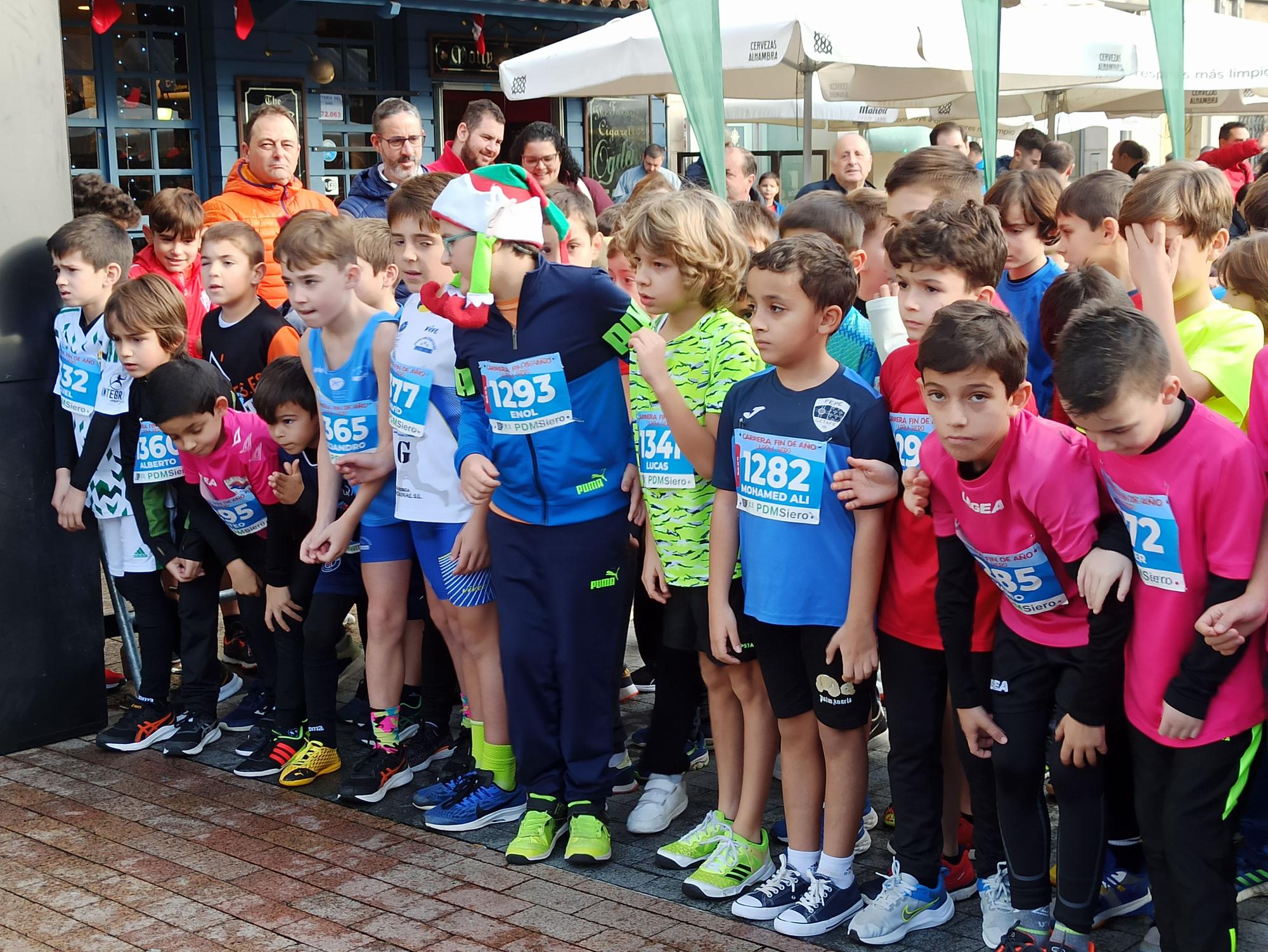 Casi 1.500 participantes disputan la carrera de Fin de Año de Pola de Siero