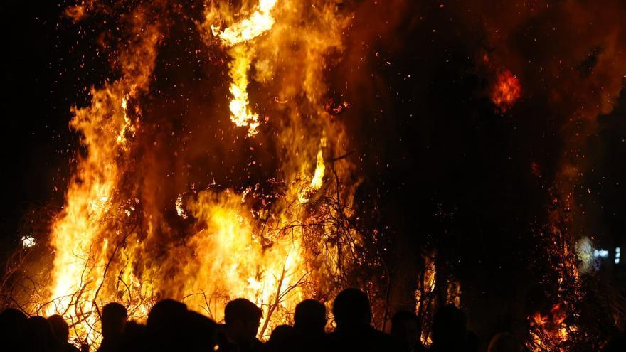 Sant Antoni trae el primer fuego