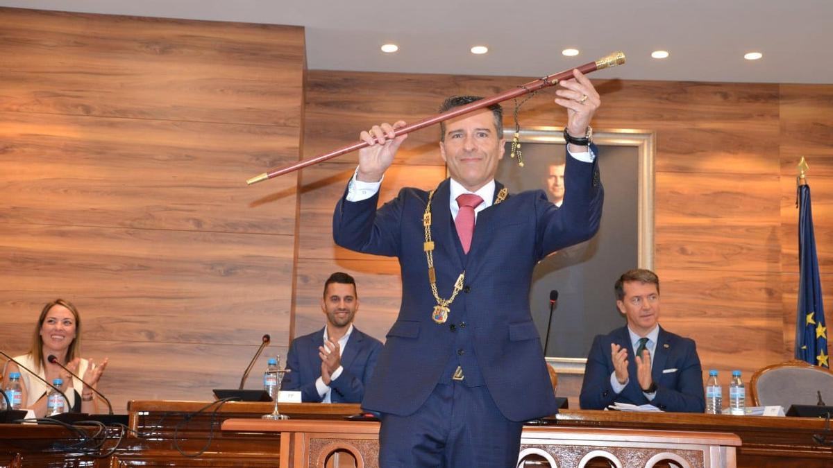 Óscar Medina tras su tercera investidura como alcalde de Torrox