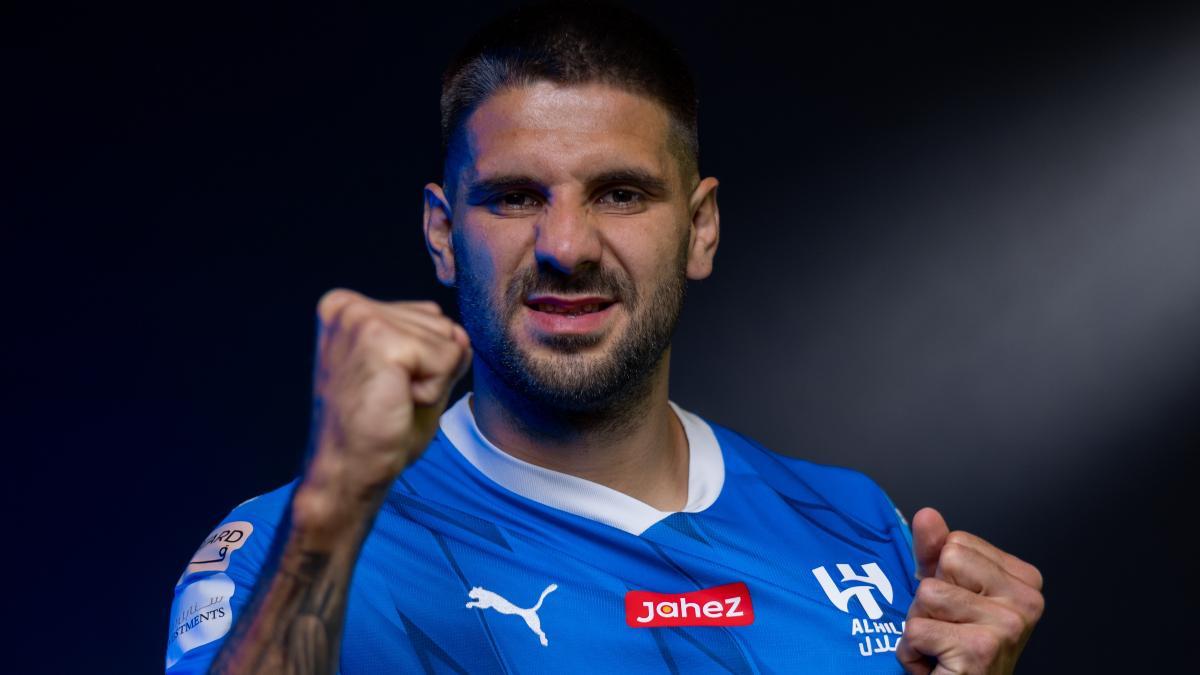 Mitrovic, nuevo jugador del Al Hilal