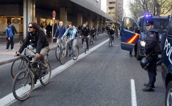 Las imágenes de la jornada de huelga en Zaragoza