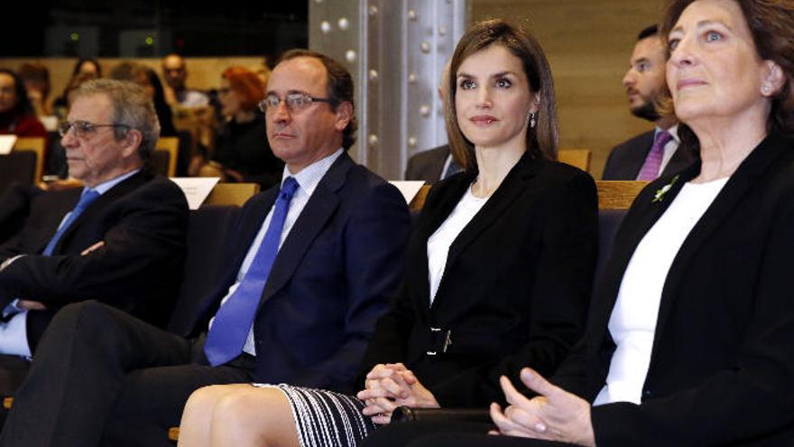 La Reina Letizia presidió ayer en Madrid la quinta edición del Foro contra el Cáncer.