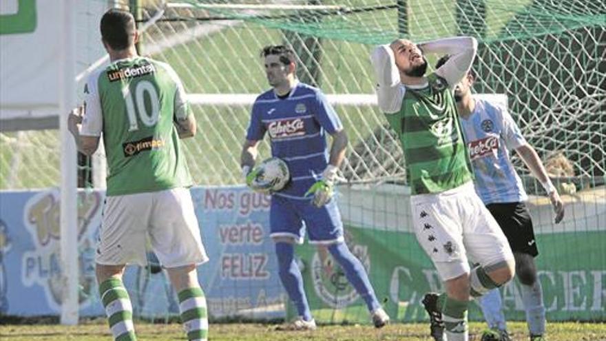 El Coria frustra al Cacereño