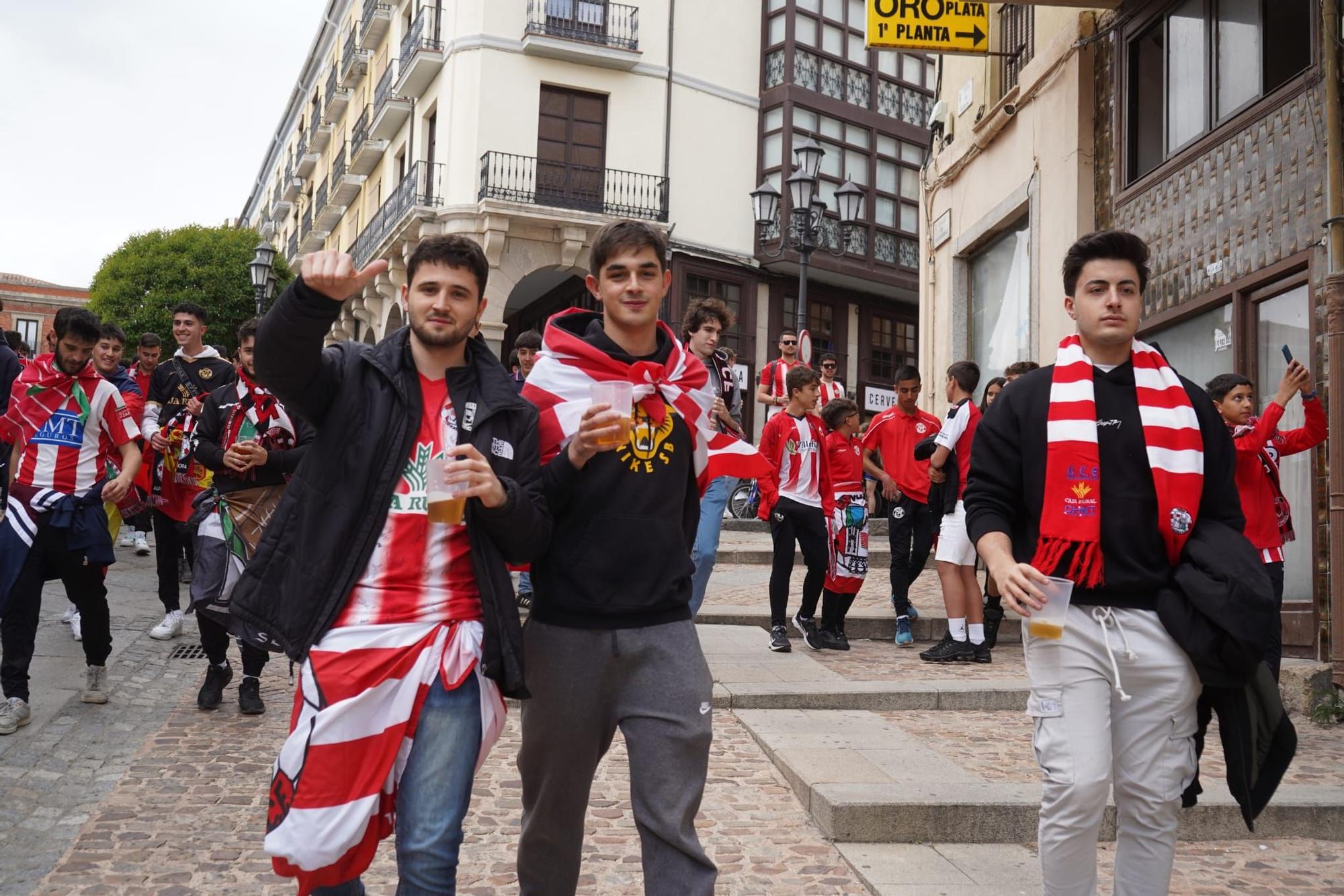 GALERÍA | Ambiente de play-off en el Ruta de la Plata ante el Zamora CF - Alavés B