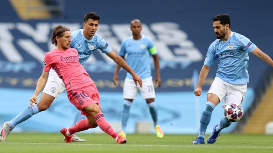 Séptimo duelo entre el City y el Real Madrid en Manchester, el jardín de un Modric que fue titular en los seis anteriores