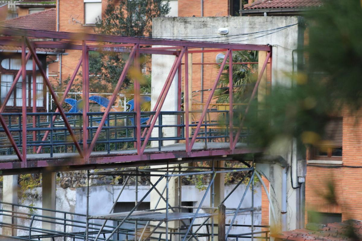 Pasarela peatonal de Caborana inicio de las obras