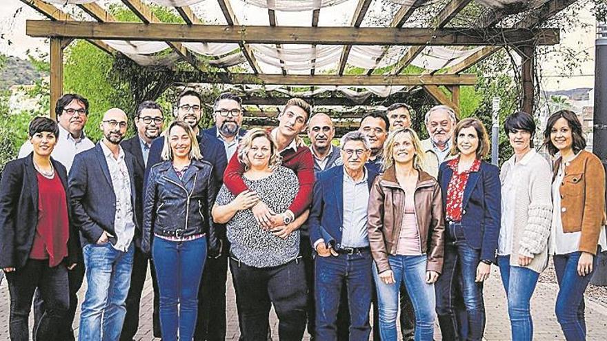 Unos ‘peluts’ que saltan del escenario a la política