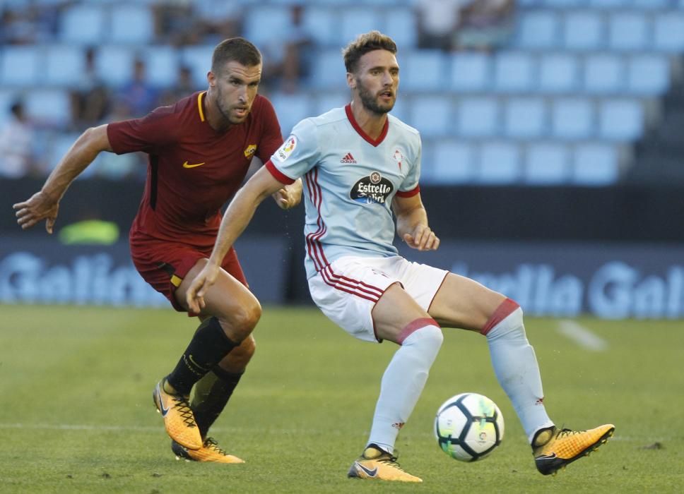 El Celta golea a la Roma con dobletes de Iago Aspas y Pione Sisto.