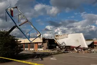 Al menos 5 muertos y 35 heridos en EEUU tras el paso de una serie de tornados