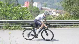 El rey Pelayo, listo para regresar en casa: "Siento como si en esta Vuelta Ciclista a Asturias fuera a volver a debutar como profesional"