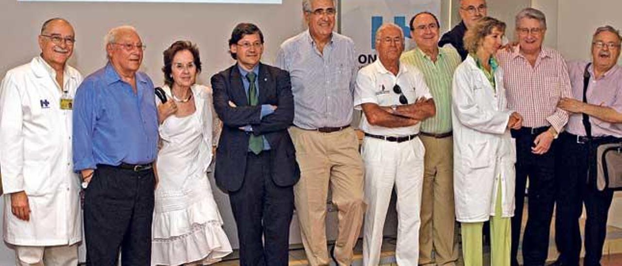 En junio de 2009 se constituyó en Son Dureta la Asociación de Facultativos Seniors y Veteranos.