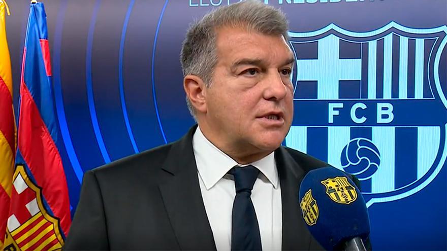 Laporta: "Llevábamos tiempo contemplando la retirada de Gerard Piqué y la respetamos y compartimos"