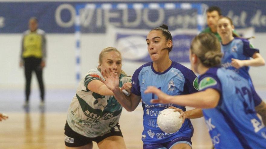 El Lobas Oviedo Balonmano Femenino, eliminado tras caer ante un Elche muy superior (17-33)