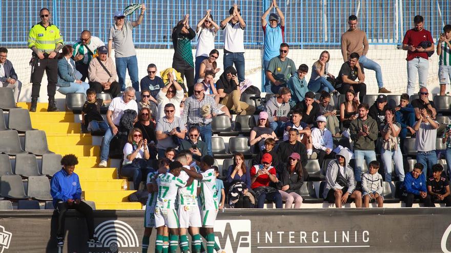 Horario y dónde ver por televisión el Córdoba CF-Málaga