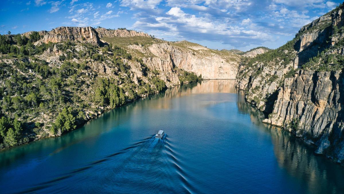 No solo hay fiordos en Noruega: descubre este crucero por las aguas del Júcar en Valencia