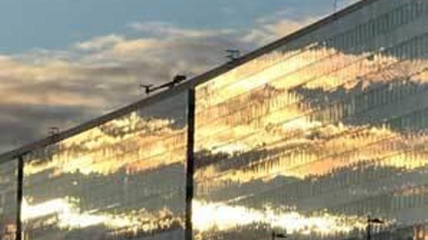 Fachada del Hospital Universitario Central de Asturias (HUCA).