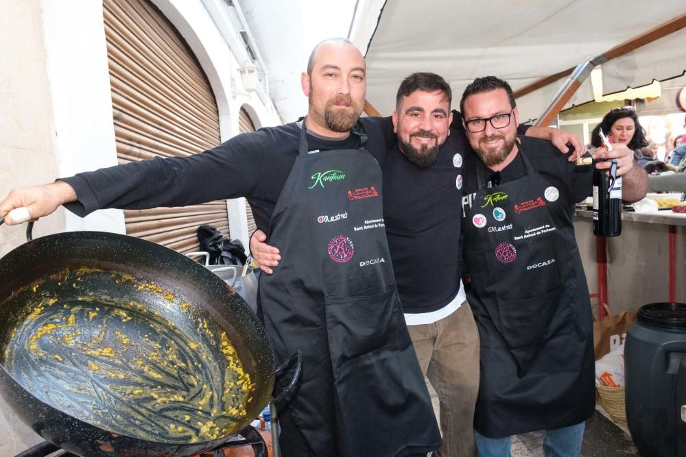 Los vecinos pudieron disfrutar de una tradicional y divertida jornada gastronómica