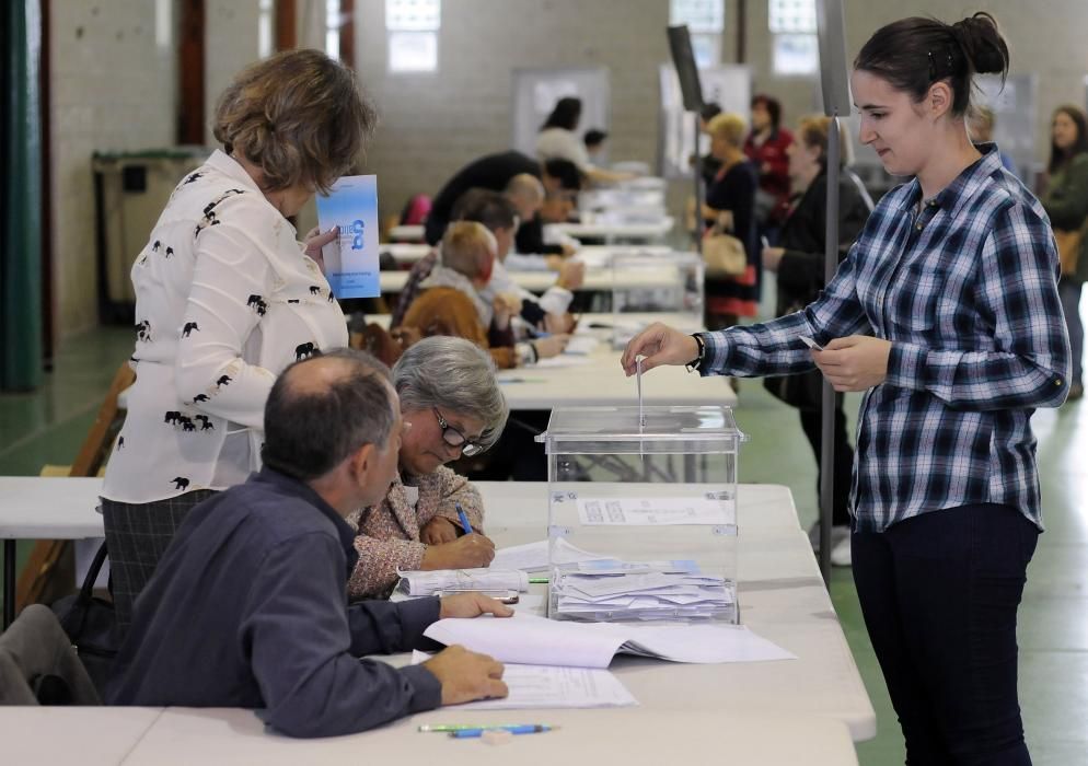 La jornada electoral en Deza