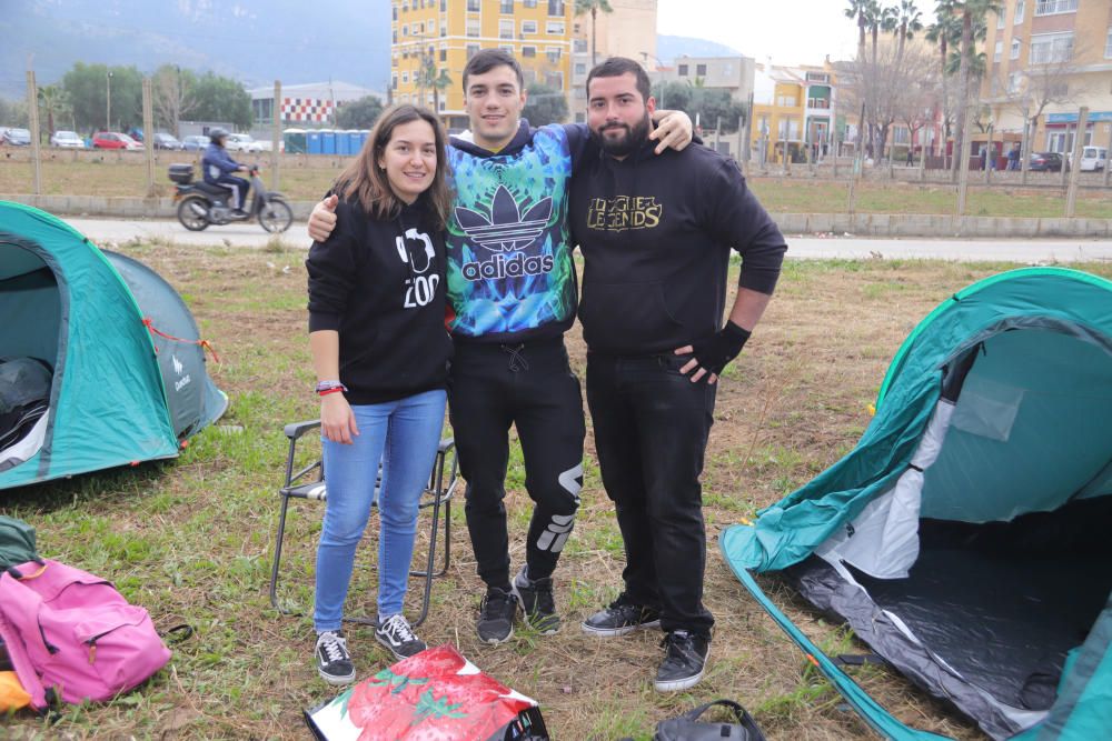 Primeros acampados del Festivern 2018 en Tavernes de la Valldigna