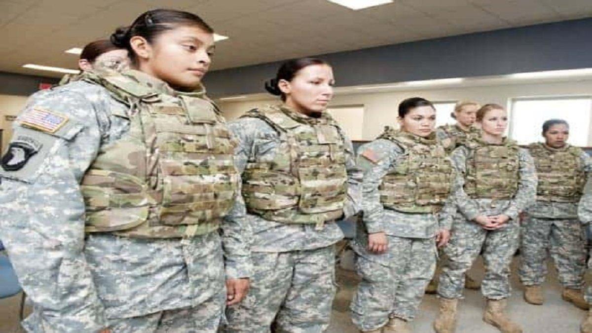 El Ejército estadounidense al fin lanza armaduras adaptadas para mujeres