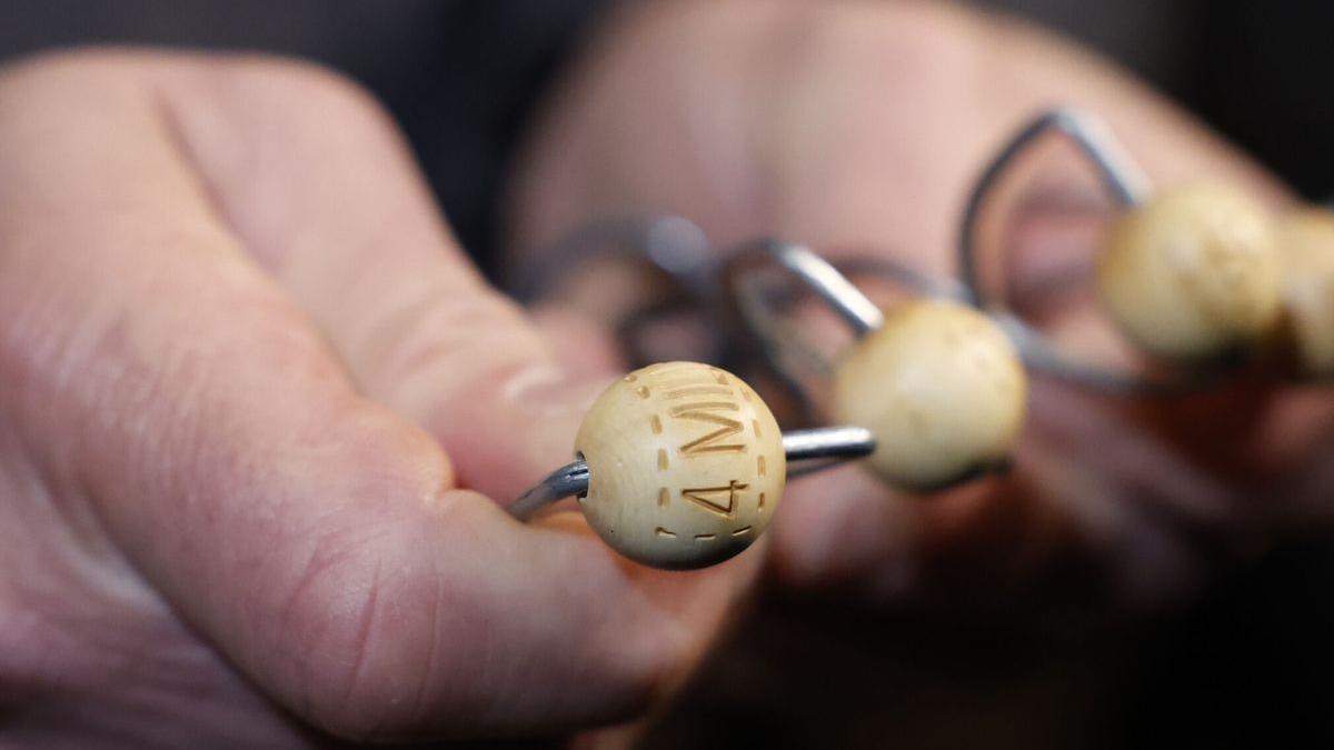 El Gordo no hace millonarios ni remedia la economía de generaciones, pero ayuda a comprar un piso o acabar de pagarlo, y cambiar de coche.