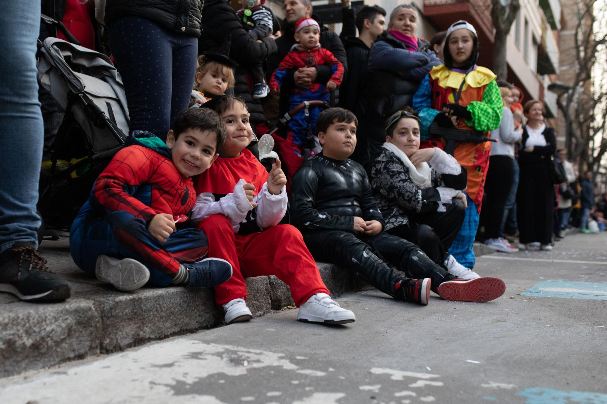 GALERÍA | Zamora se llena de color en el desfile de Carnaval