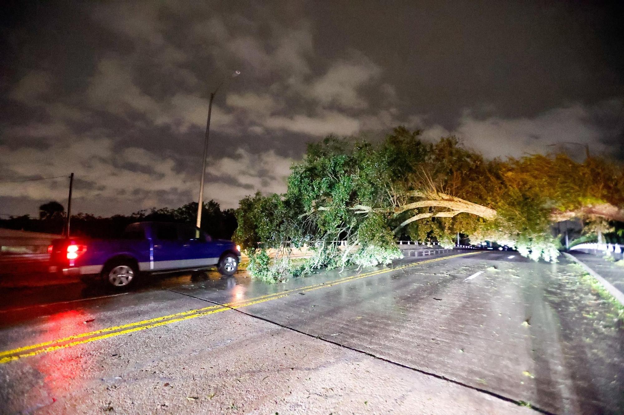 Els efectes de l'huracà Milton, en imatges