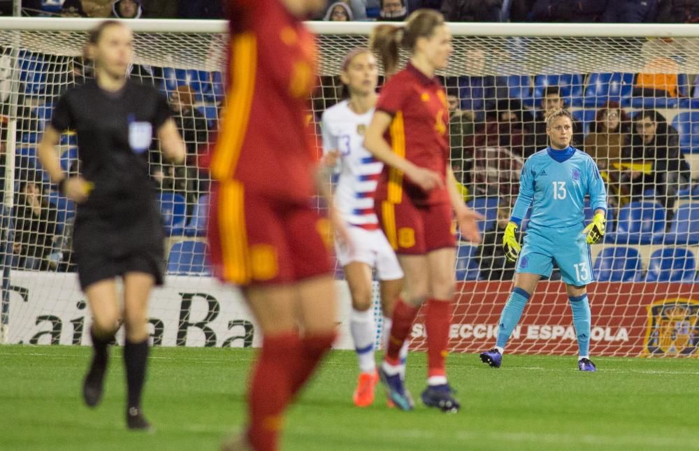 El Rico Pérez registra récord de asistencia a un partido de la selección femenina de fútbol