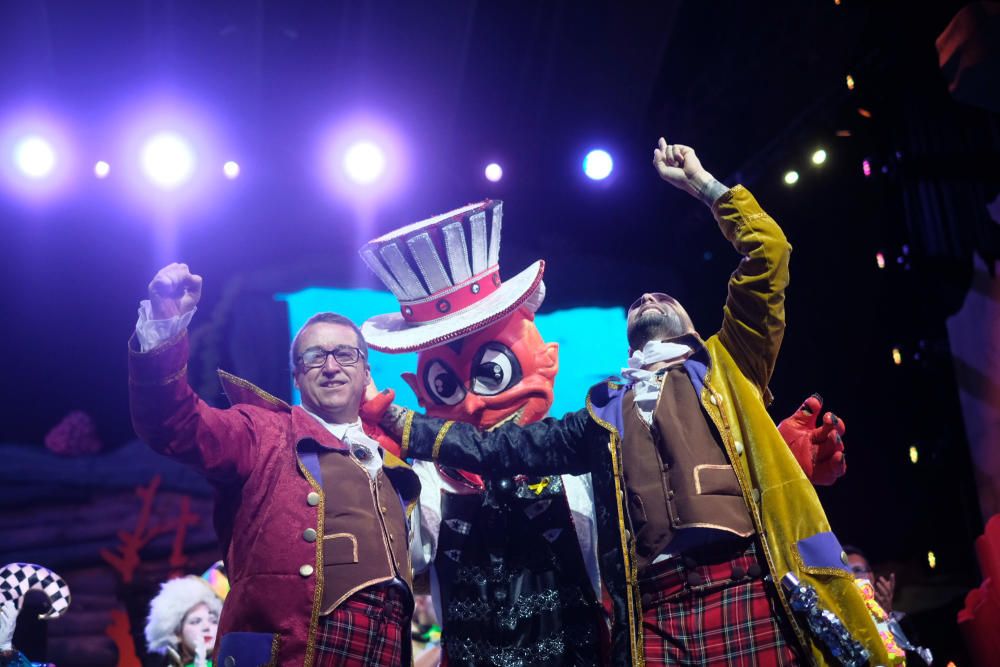 Final del concurso de murgas del Carnaval de Santa Cruz, que ha ganado Zeta-Zetas.