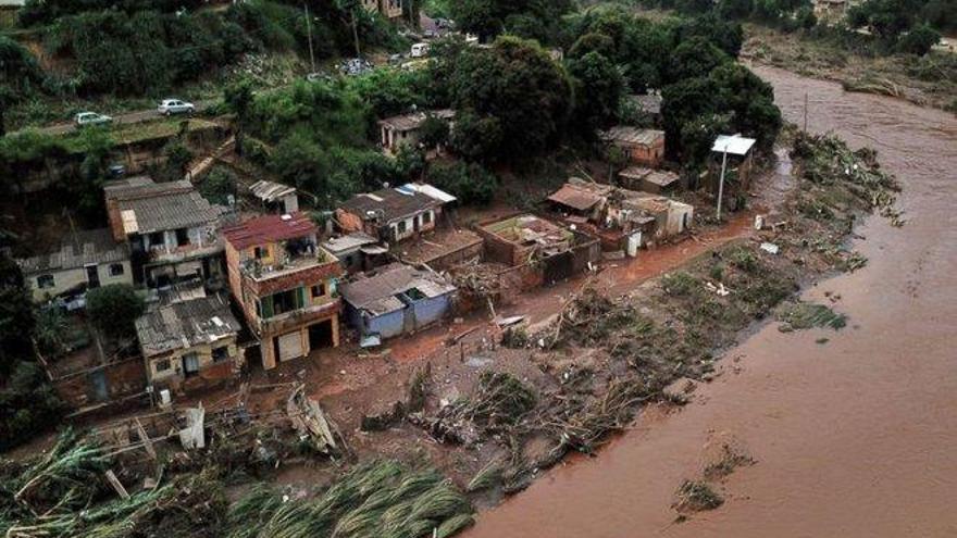 Las lluvias torrenciales en Brasil dejan 58 muertos y miles de damnificados