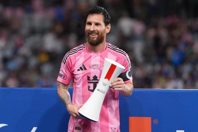 Beckham calienta más la carrera por el Balón de Oro: "Messi debería ganarlo"