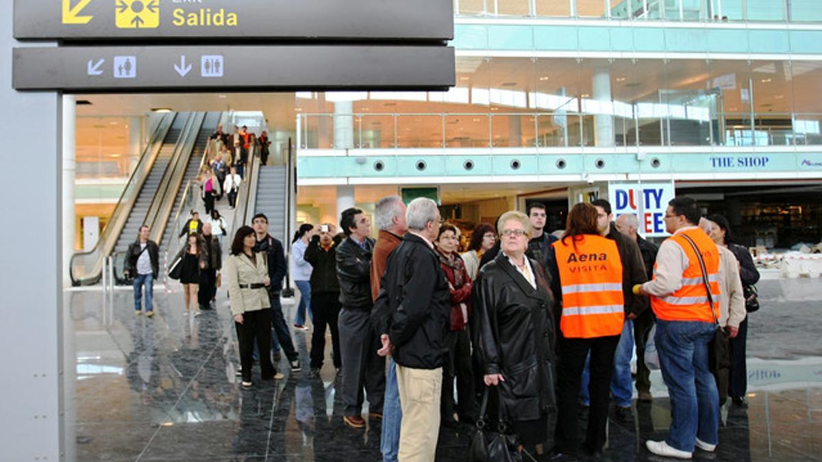 Trabajadores de AENA en el aeropuerto de El Prat