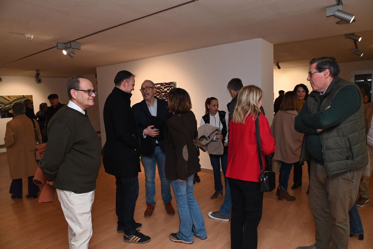 Chimo Serrano presenta en el Menador la exposición 'Abstracta realidad'