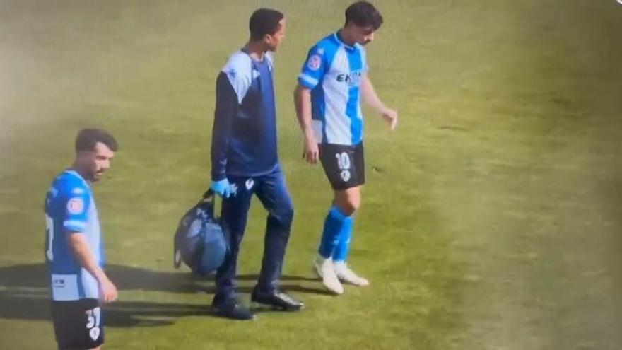 Nico Espinosa, mareado tras un golpe en la cabeza