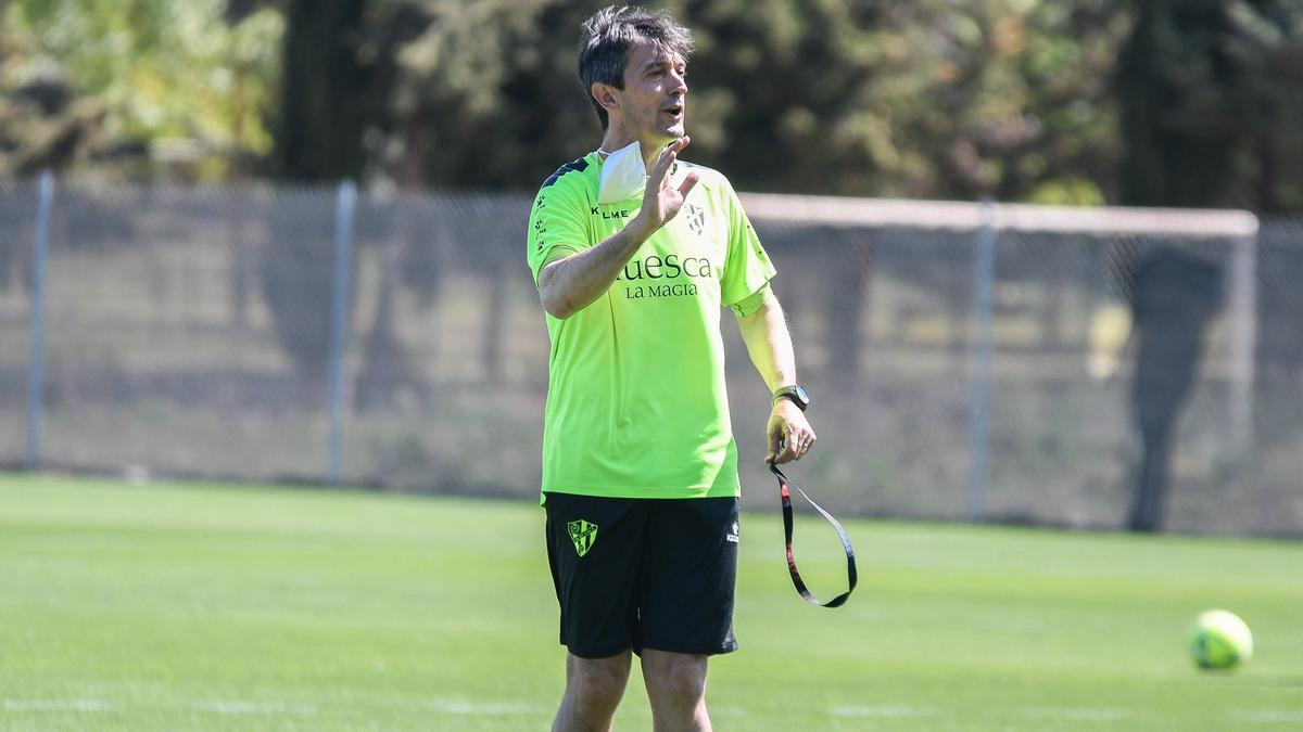 Pacheta, durante un entrenamiento de la SD Huesca