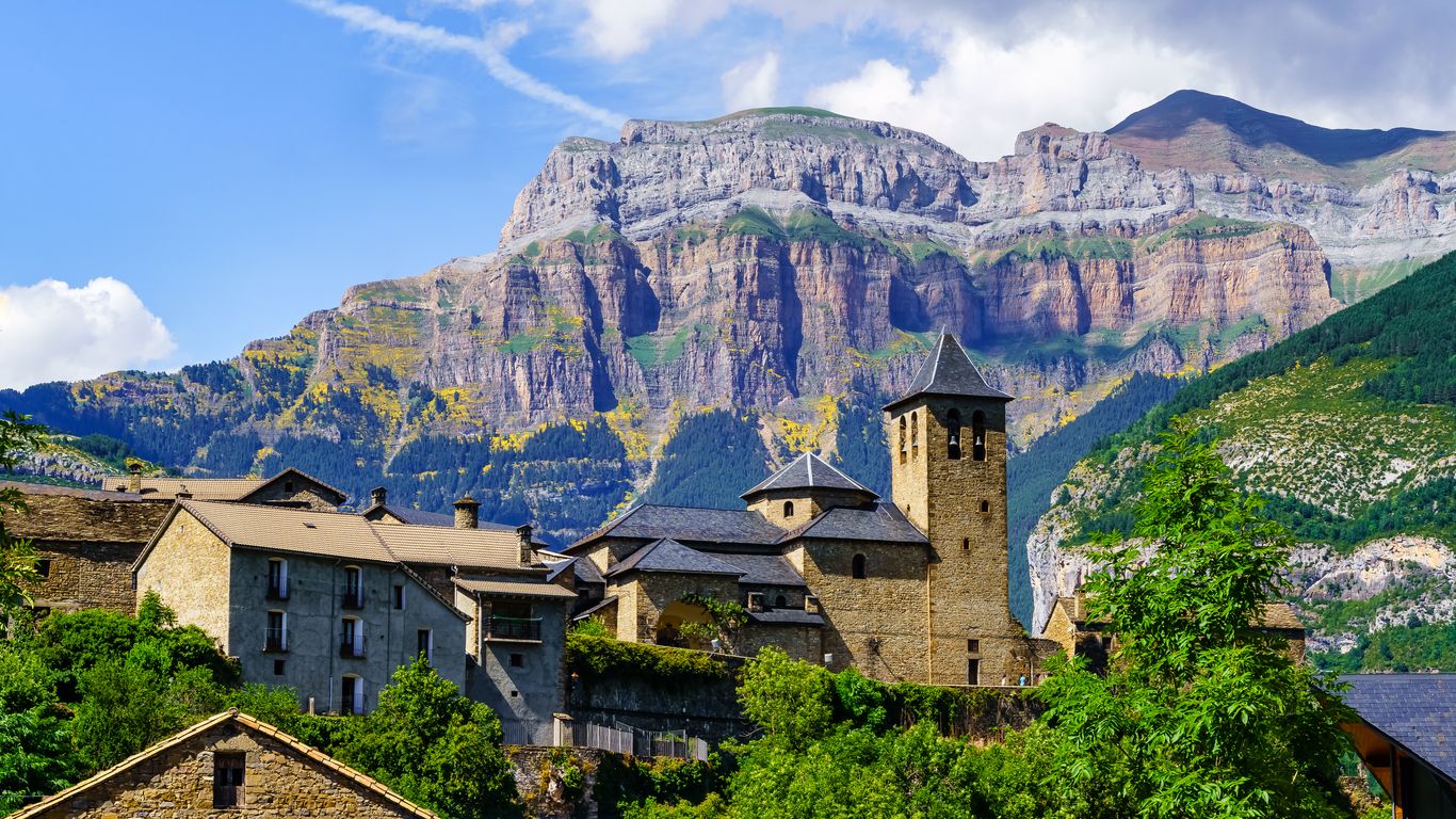 La silueta de los edificios de Torla es inconfundible para los habitantes de Huesca.