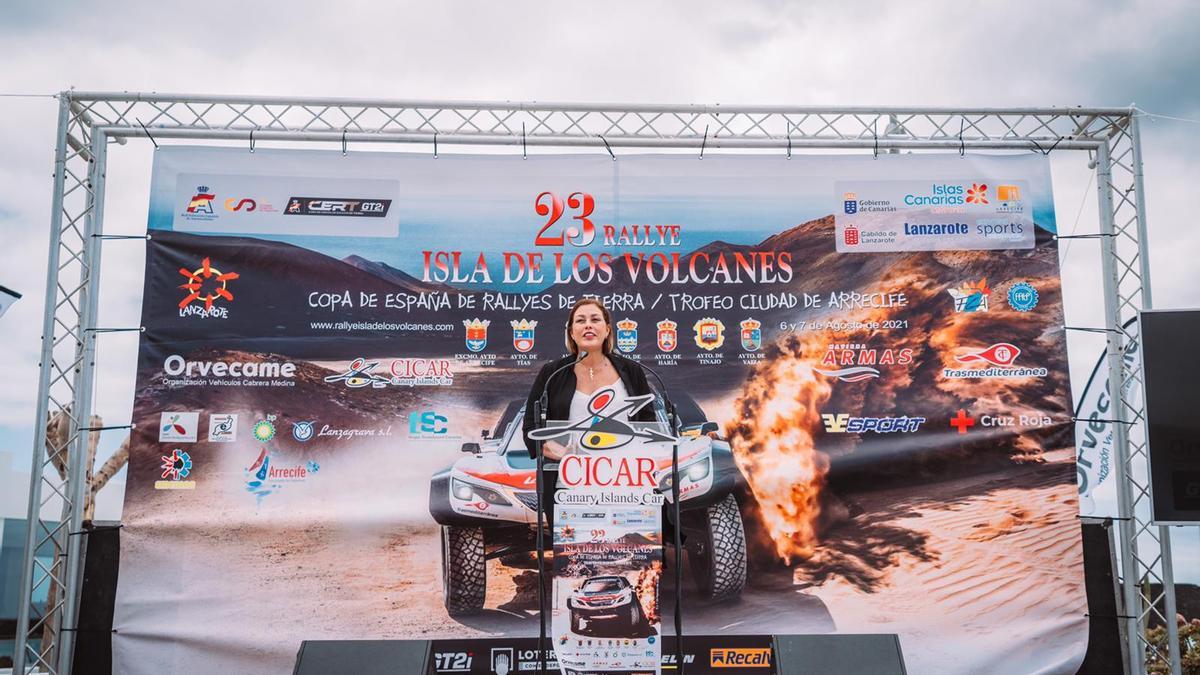 Astrid Pérez en la presentación del XXIII Rallye Isla de los Volcanes - Trofeo Ciudad de Arrecife