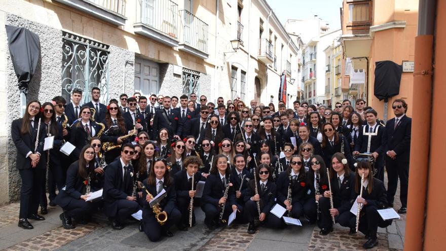 La Banda de Zamora toca su recital de primavera junto a Juan Ferrer