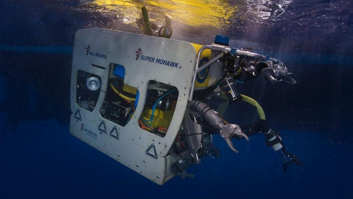 Liropus es un nuevo vehículo submarino no tripulado (ROV) capaz de operar hasta más de 2.000 metros de profundidad que el IEO acaba de incorporar a su equipamiento científico.