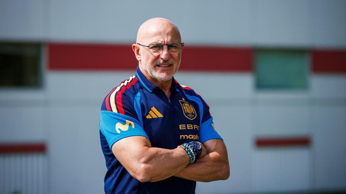 De la Fuente: "El árbitro no tiene que ser permisivo en la final contra Argentina"